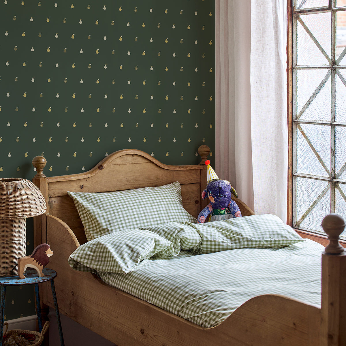 Fern Green Pears Wallpaper